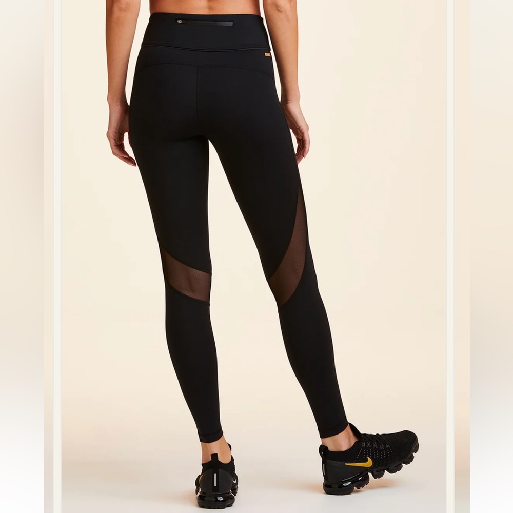 Alala Black Performance Leggings with mesh detailing medium Captain